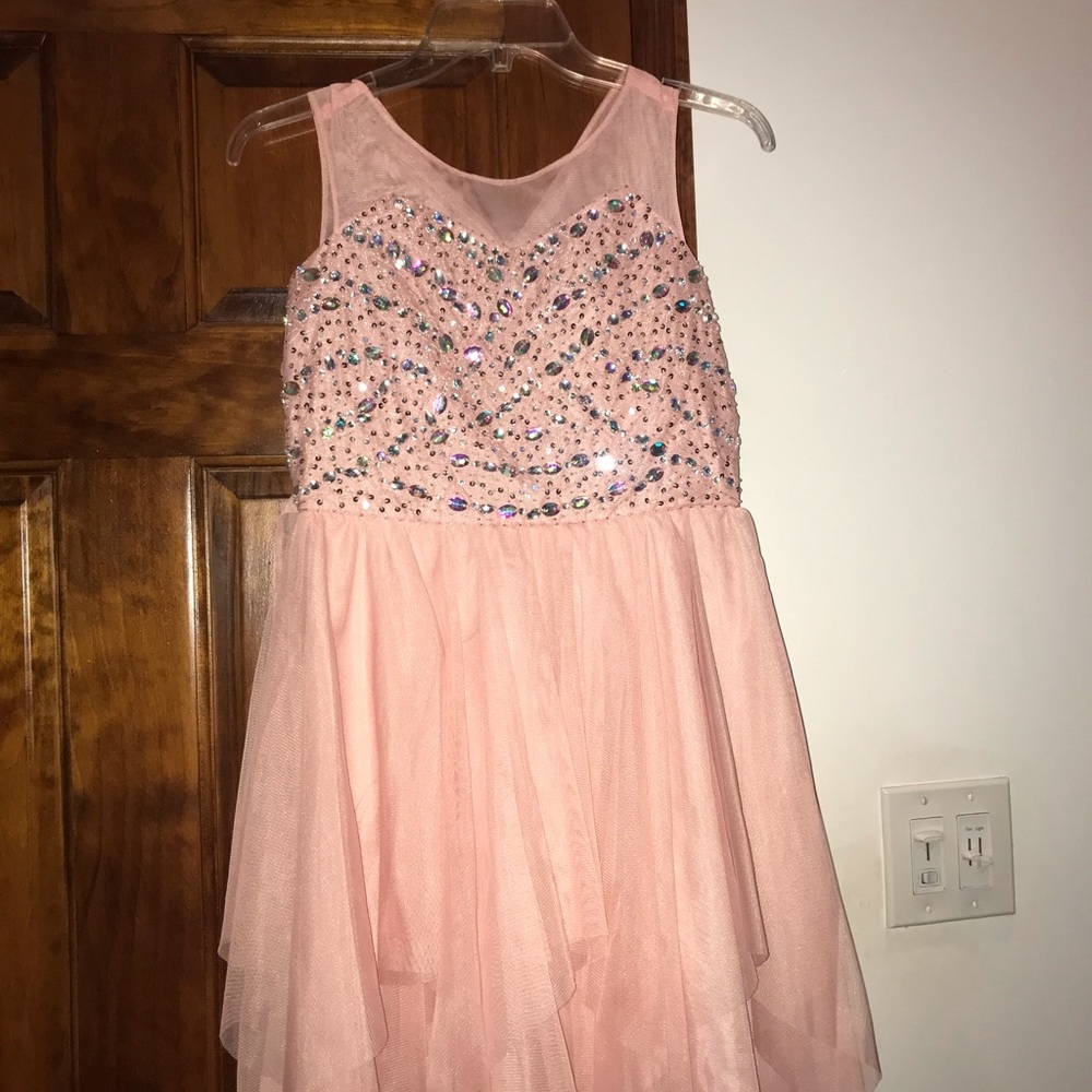 Little girl’s dress with gems